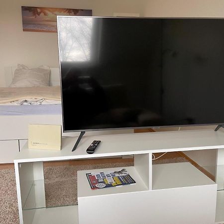 1,5 Zimmer Apartment, 38,5 Qm, Multimedia Tv, Uni, Hbf Duisburg Eksteriør billede